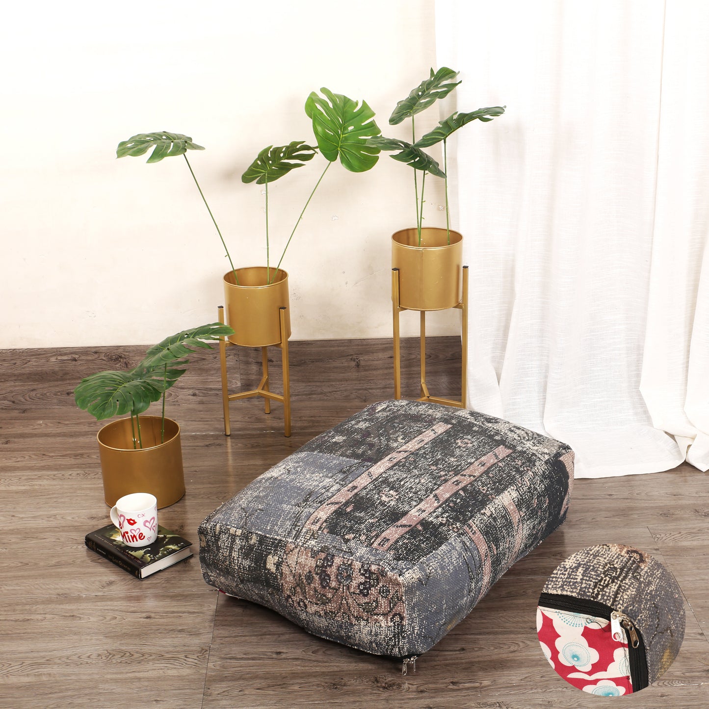 Rug Ottoman / bean bag- Pattern1