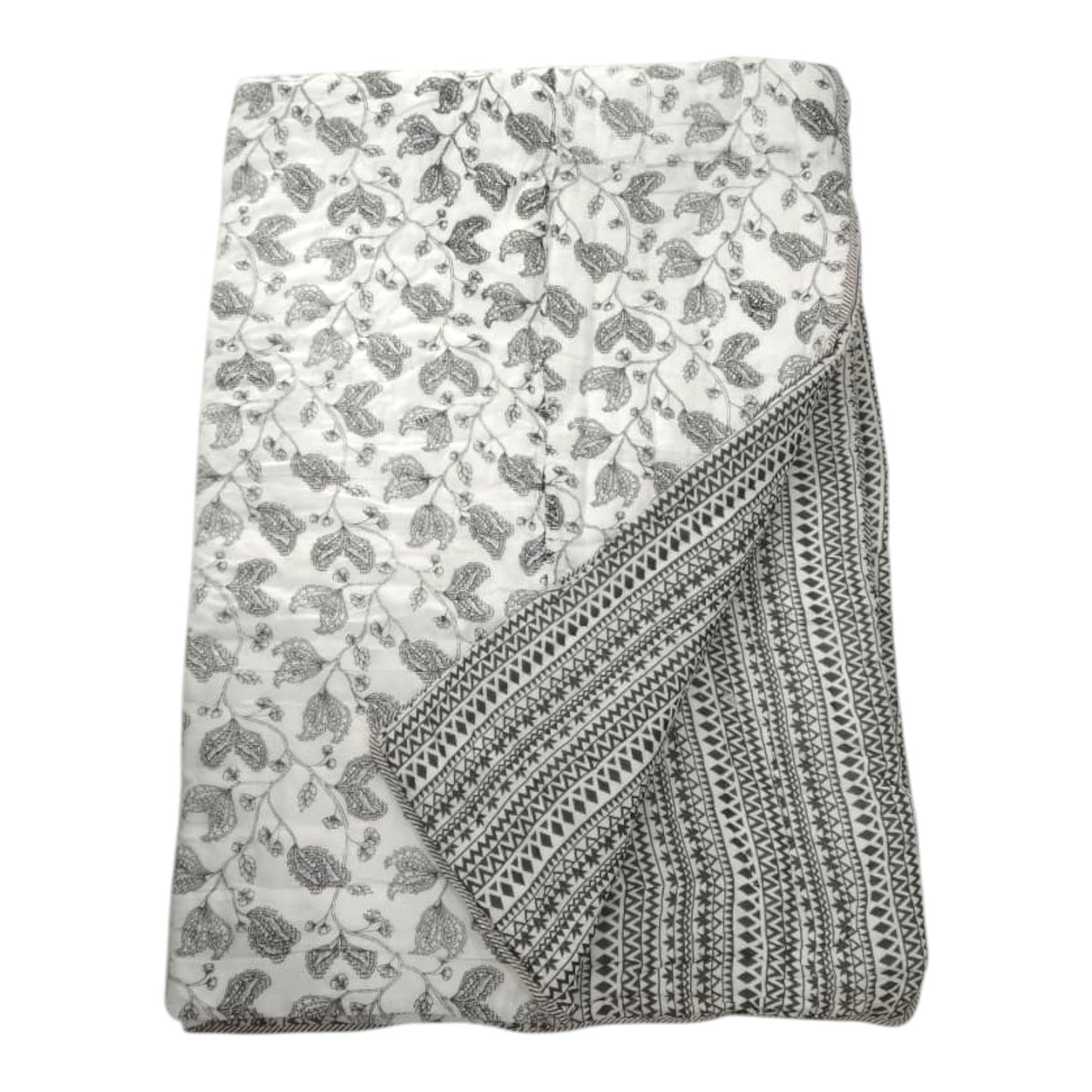 Floral White and Black Cotton Cambric Single Quilt