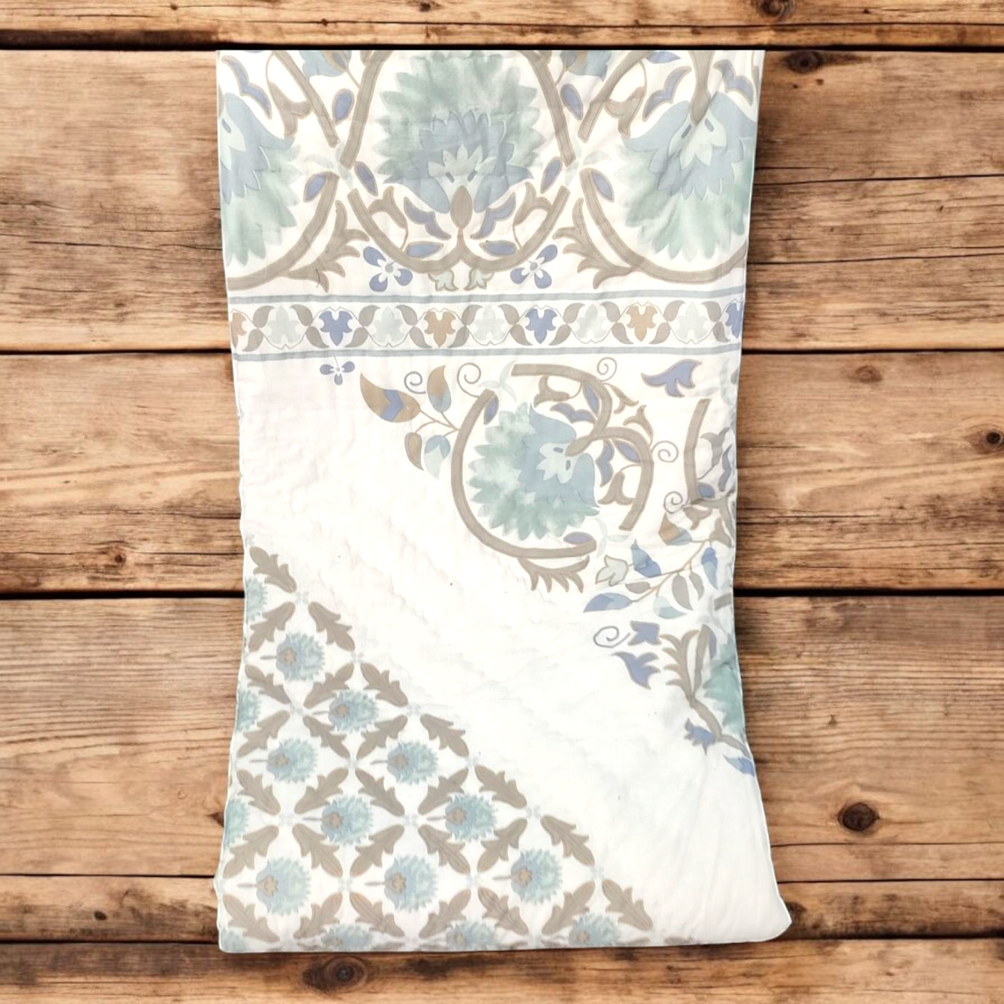 Motif white and blue extra large Razai