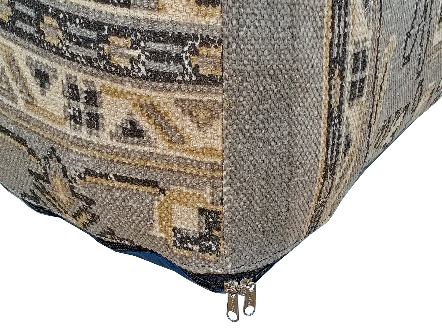 Ottoman / bean bag - Ds20 - The Teal Thread