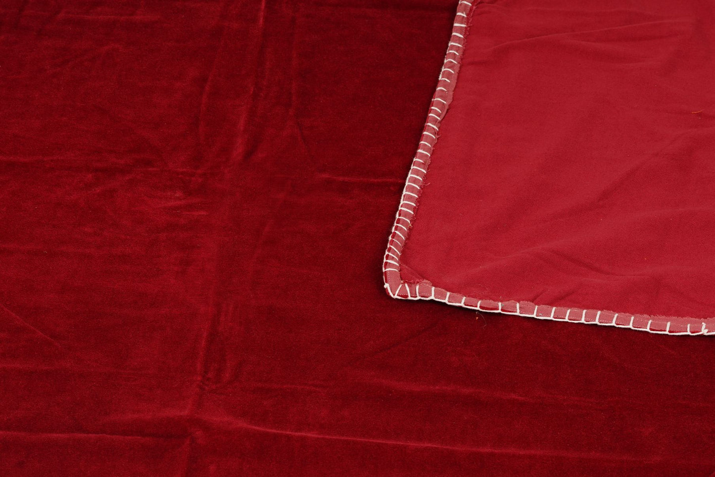 Velvet Sofa throw- Maroon - The Teal Thread