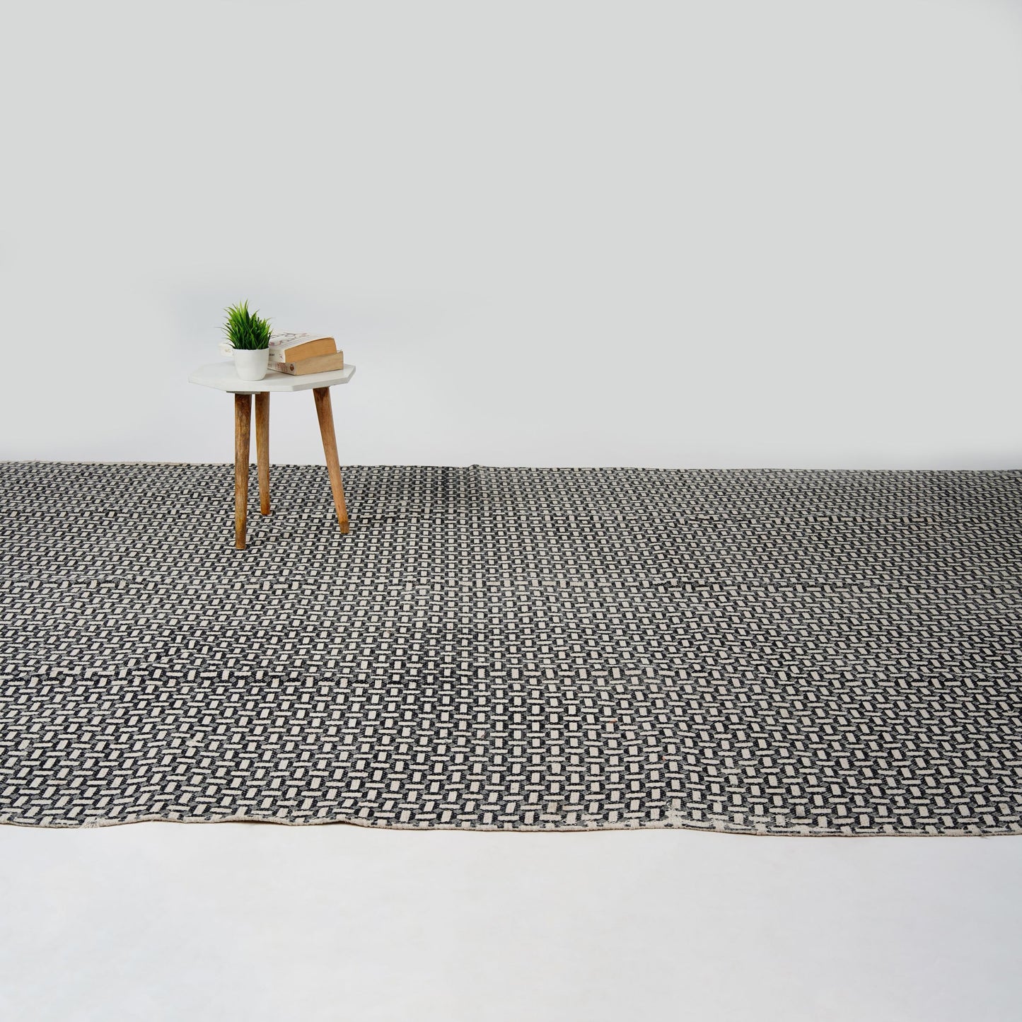Cotton printed rug- Basket Weave black - The Teal Thread