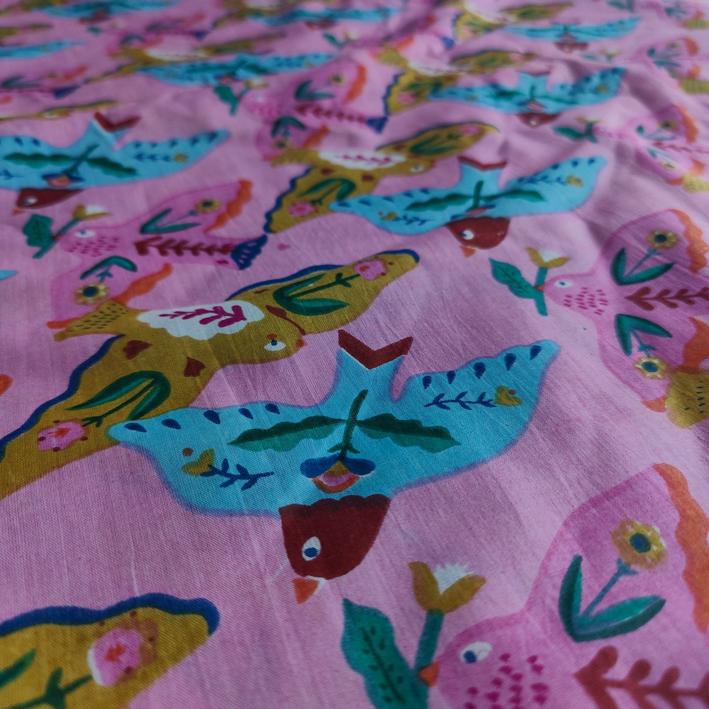 Lil Birdy Pink Cotton cambric 44 inches width Fabric per meter
