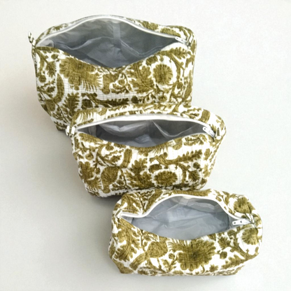 Vanity bag/ toiletry bag set of 3- Green Floral