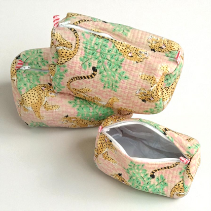 Vanity bag/ toiletry bag set of 3- Leopard