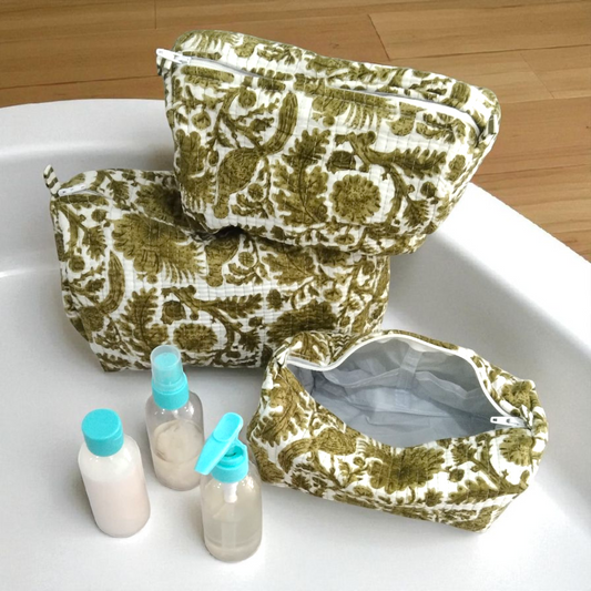 Vanity bag/ toiletry bag set of 3- Green Floral