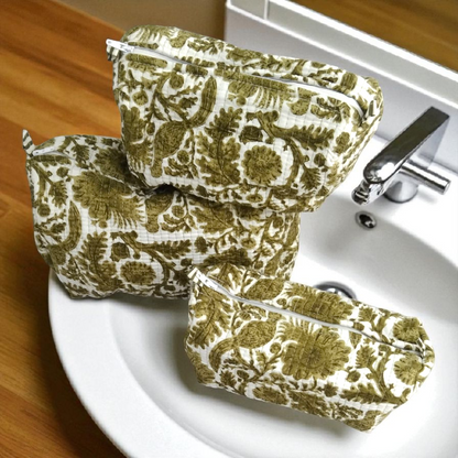 Vanity bag/ toiletry bag set of 3- Green Floral
