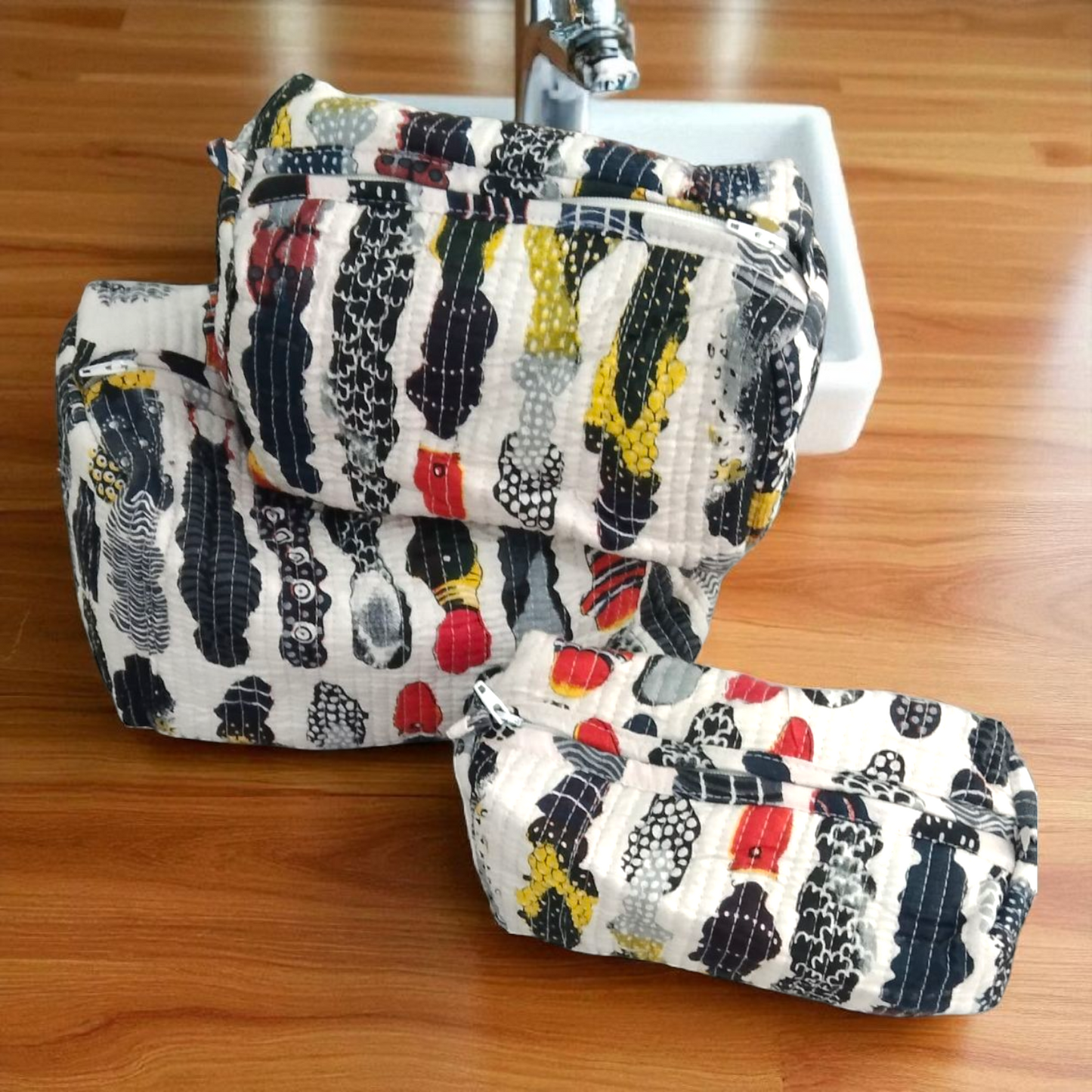 Vanity bag/ toiletry bag set of 3- Sea