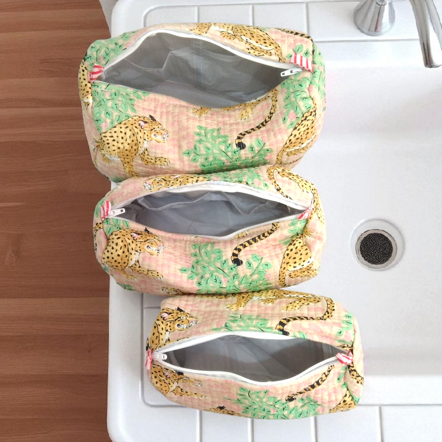 Vanity bag/ toiletry bag set of 3- Leopard