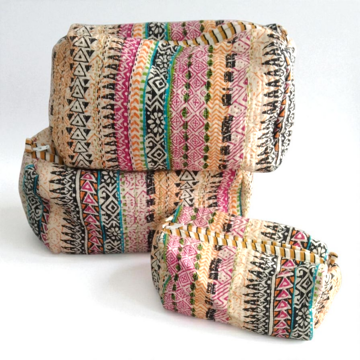 Vanity bag/ toiletry bag set of 3- multicolor