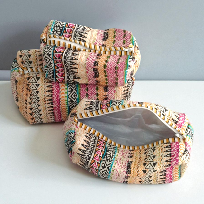 Vanity bag/ toiletry bag set of 3- multicolor