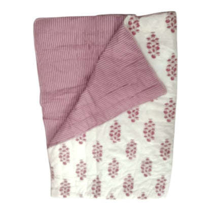 White and pink Cotton Cambric Single Quilt