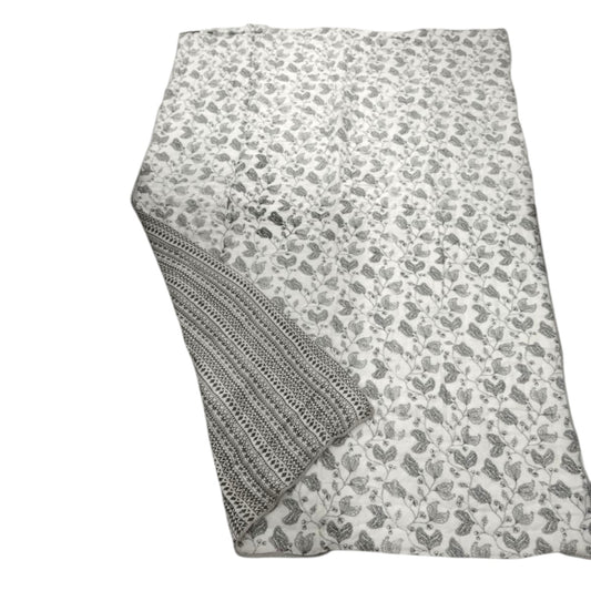 Floral White and Black Cotton Cambric Single Quilt