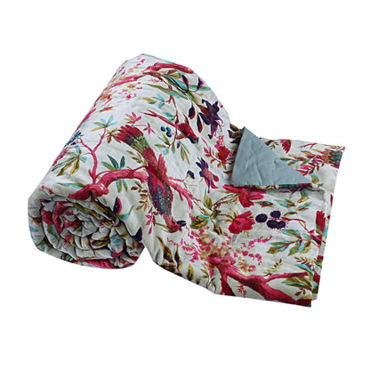 Birds of paradise White 250 GSM Velvet Quilt