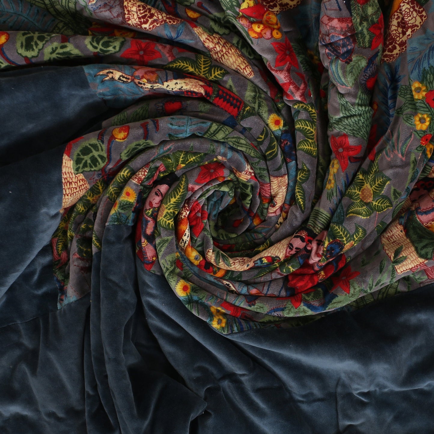 Velvet Quilt Frida Kahlo Grey Inspired with border