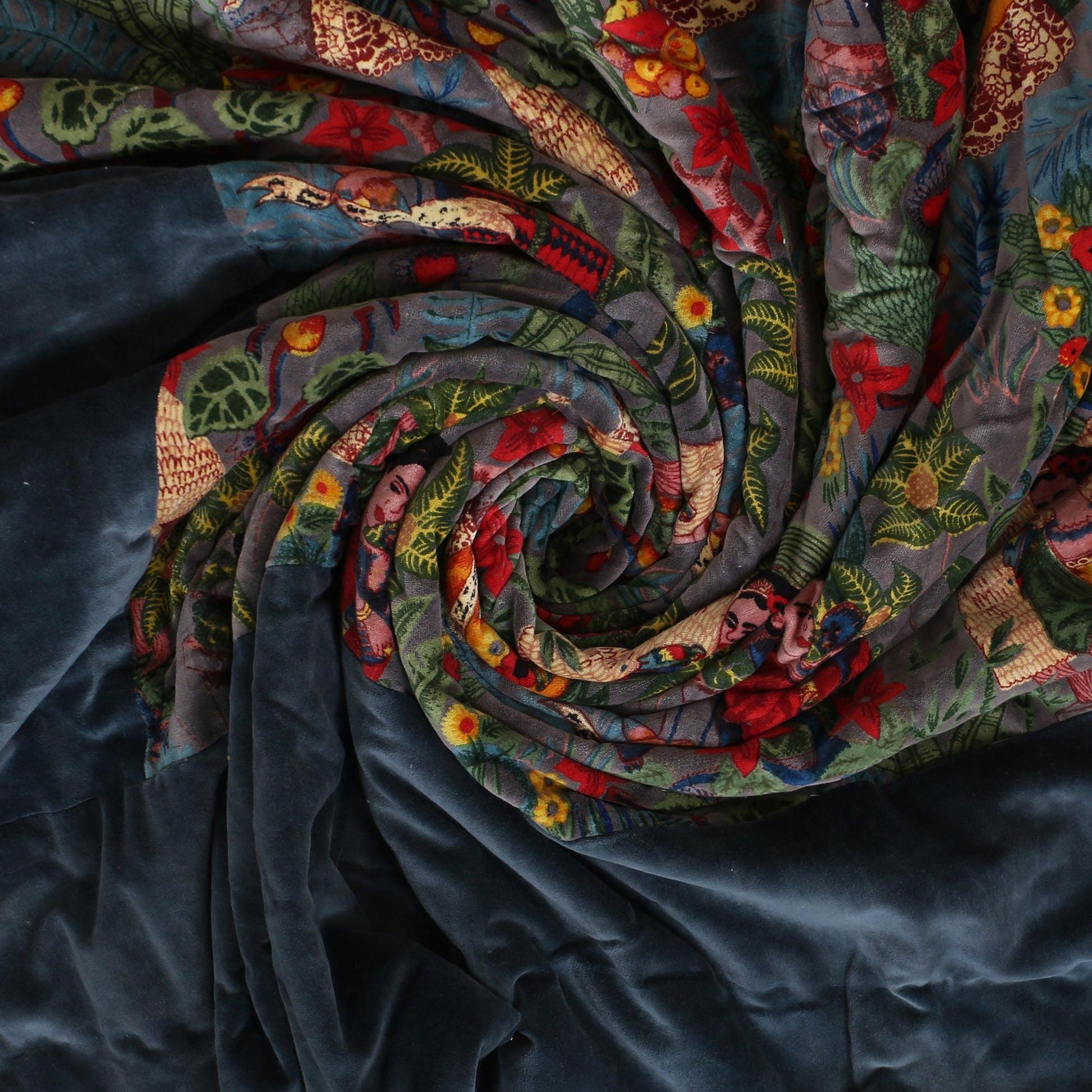 Velvet Quilt Frida Kahlo Grey Inspired with border