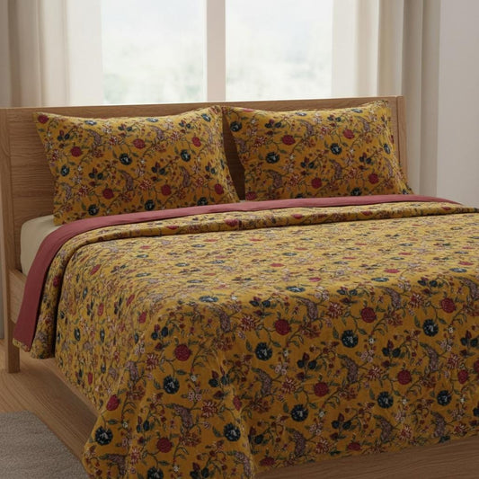 Kishori 400 GSM Cotton Velvet Quilt with pillow covers