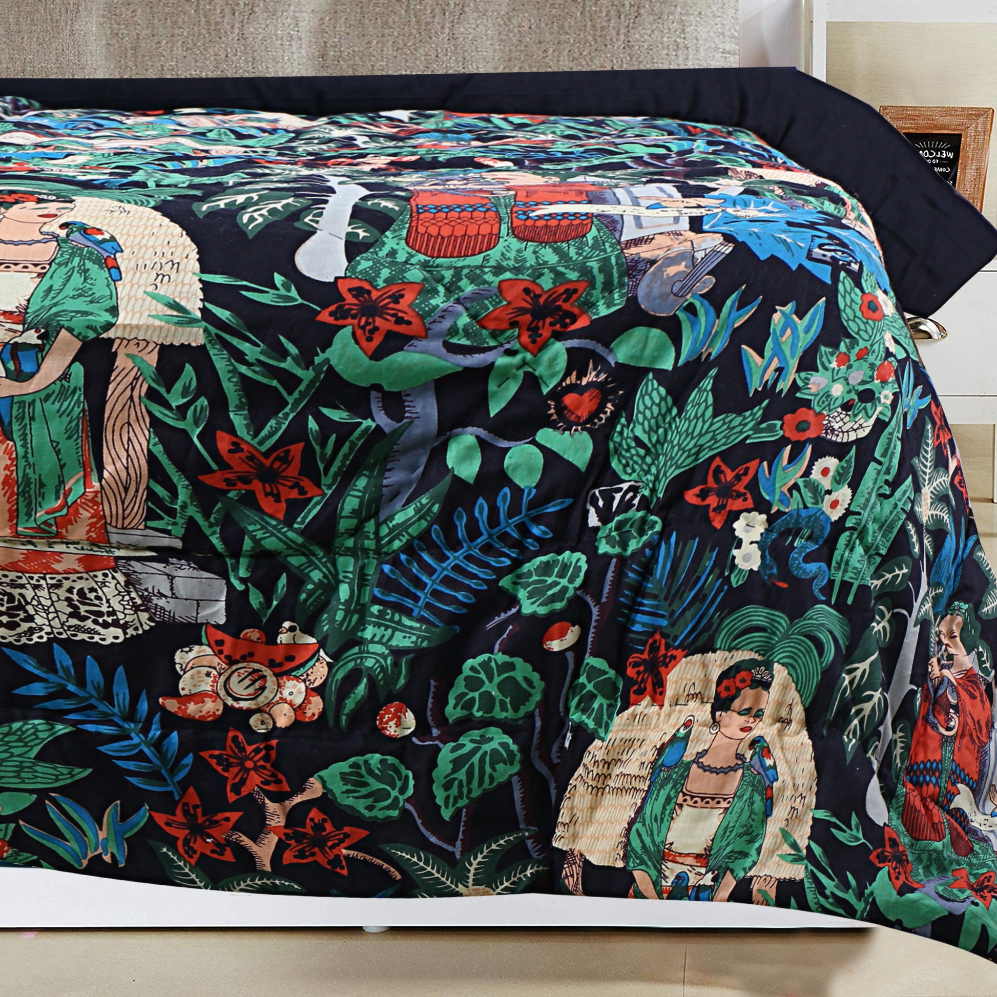 200 GSM Cotton Quilt Frida Kahlo Black with pillow covers - The Teal Thread